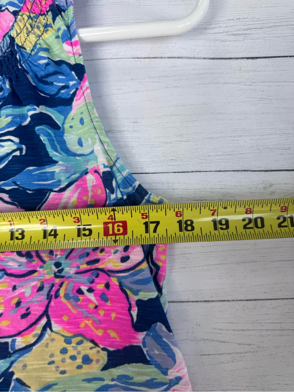 Lilly Pulitzer Floral Sleeveless Henley Tank Top Medium Pink Blue Tropical - Picture 5 of 7